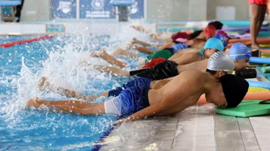 Aydın’da 21 Bin Kişiye Yüzme Eğitimi Verildi