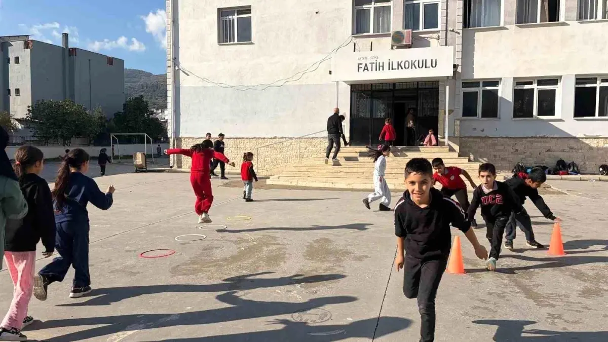 Aydın’da İlkokullarda Spor Etkinlikleri Devam Ediyor: Çocukların Fiziksel Gelişimi Hızlanıyor