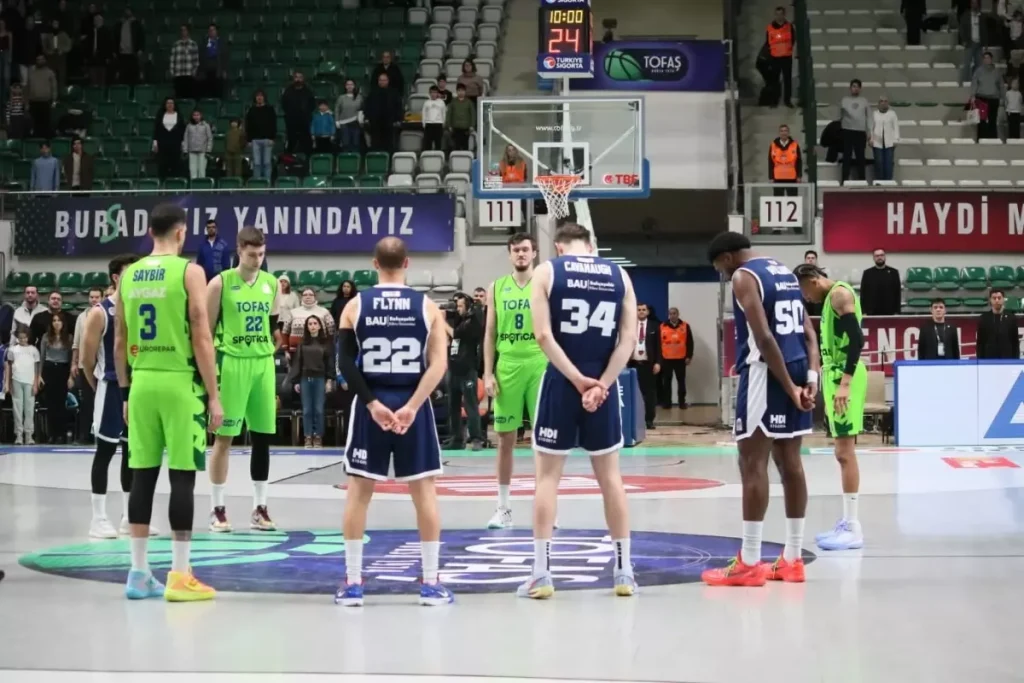 TOFAŞ, Bahçeşehir Koleji’ni 92-82 Skorla Geçti!