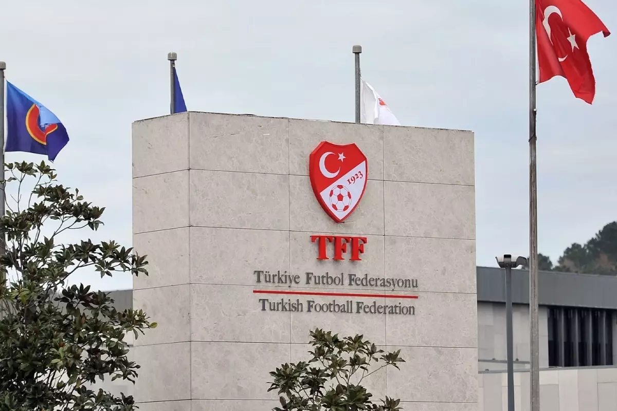 Mert Hakan’a 3 Maç Ceza