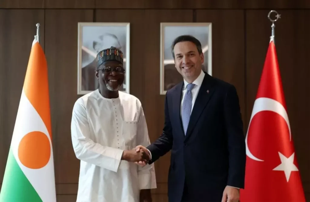 Türkiye ve Nijer Arasındaki Enerji Ortaklığı Yeni Döneme Girişiyor