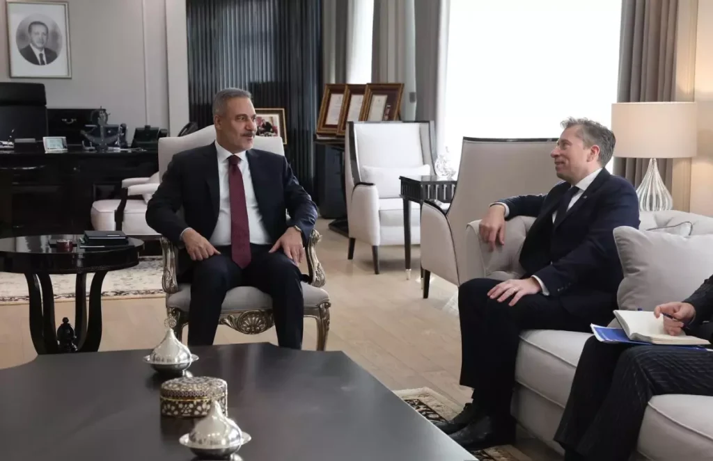 Hakan Fidan, Tom Fletcher ile Ankara’da Görüştü