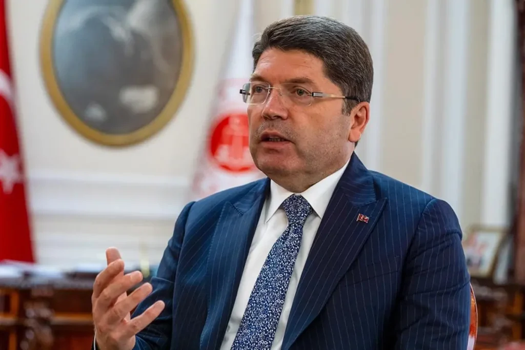 Bakan Tunç’tan Bursaspor ve Leyla Zana Açıklaması