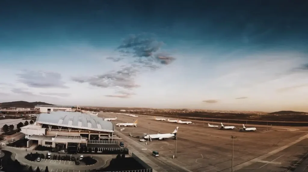 Bakan Uraloğlu: Sabiha Gökçen 11 Ayda Rekor Kırdı, 44,2 Milyon Yolcu İle Türkiye’nin Havacılık Gücünü Gösterdi