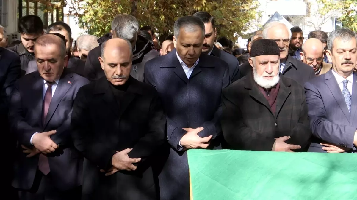 İçişleri Bakan Yardımcısı’nın Annesi Vefat Etti