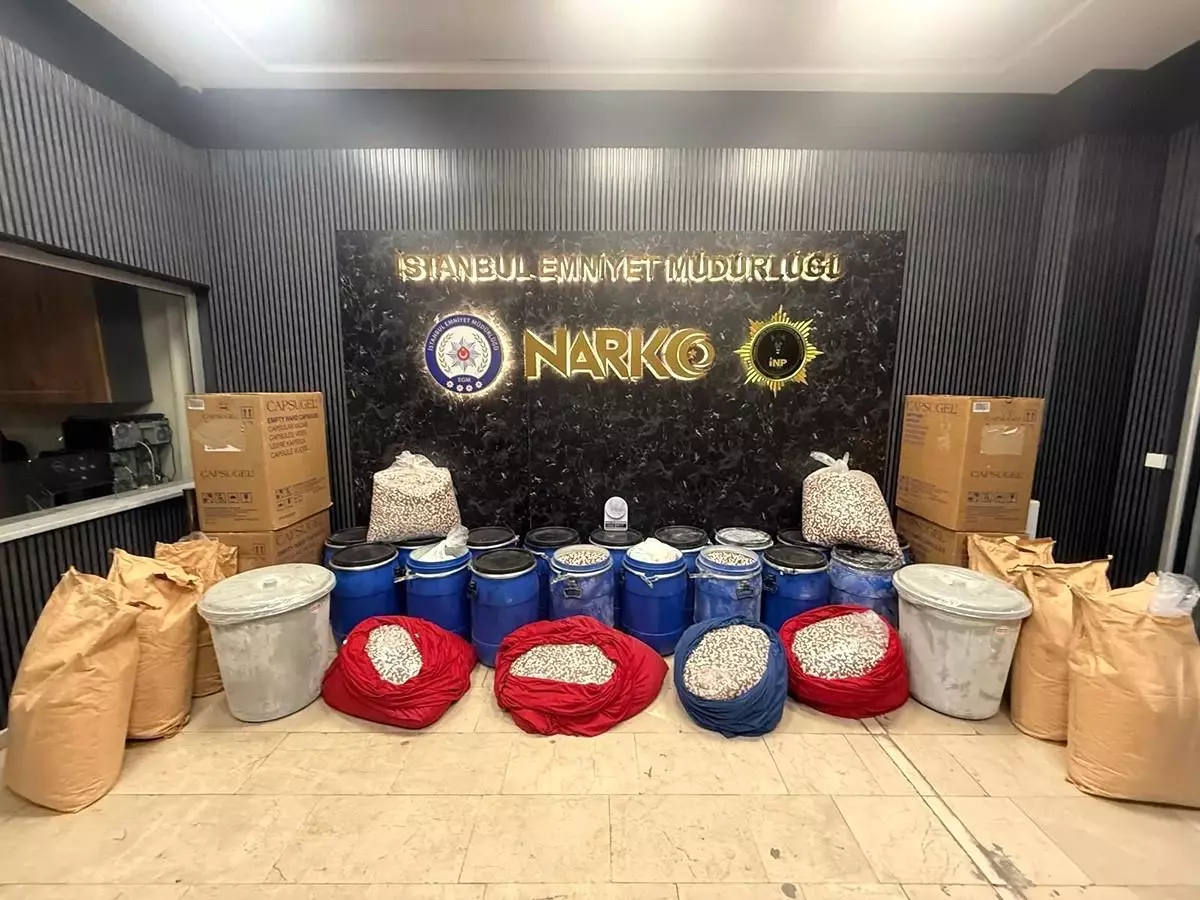 İstanbul ve İzmir’de Uyuşturucu Operasyonu
