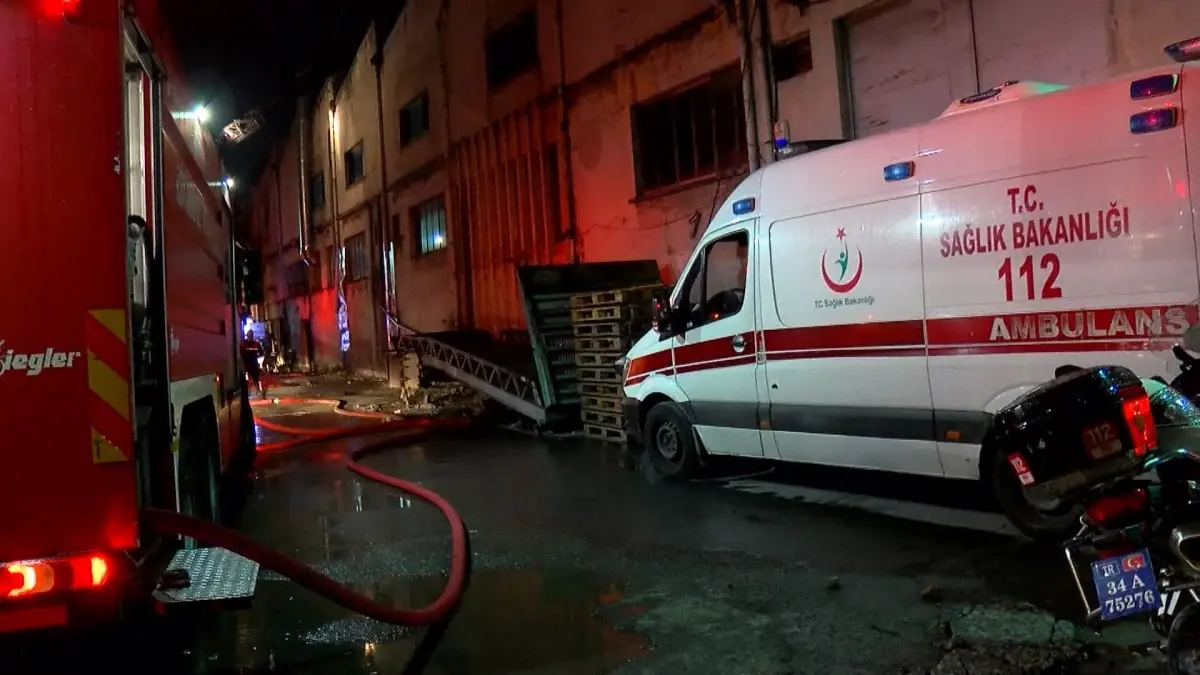 Bakırköy’de Fabrika Yangını