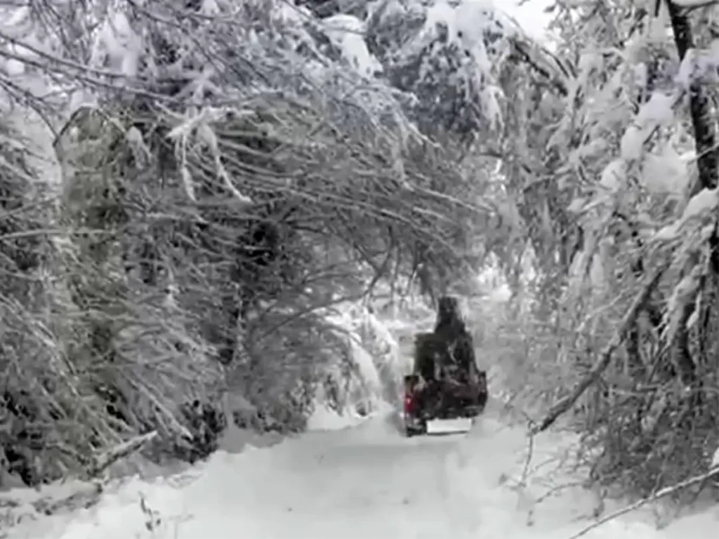 Bartın’da Kar Yağışı 30 Köy Yolunu Kapadı ve Sağlık Ekipleri Zamanında Müdahale Etti