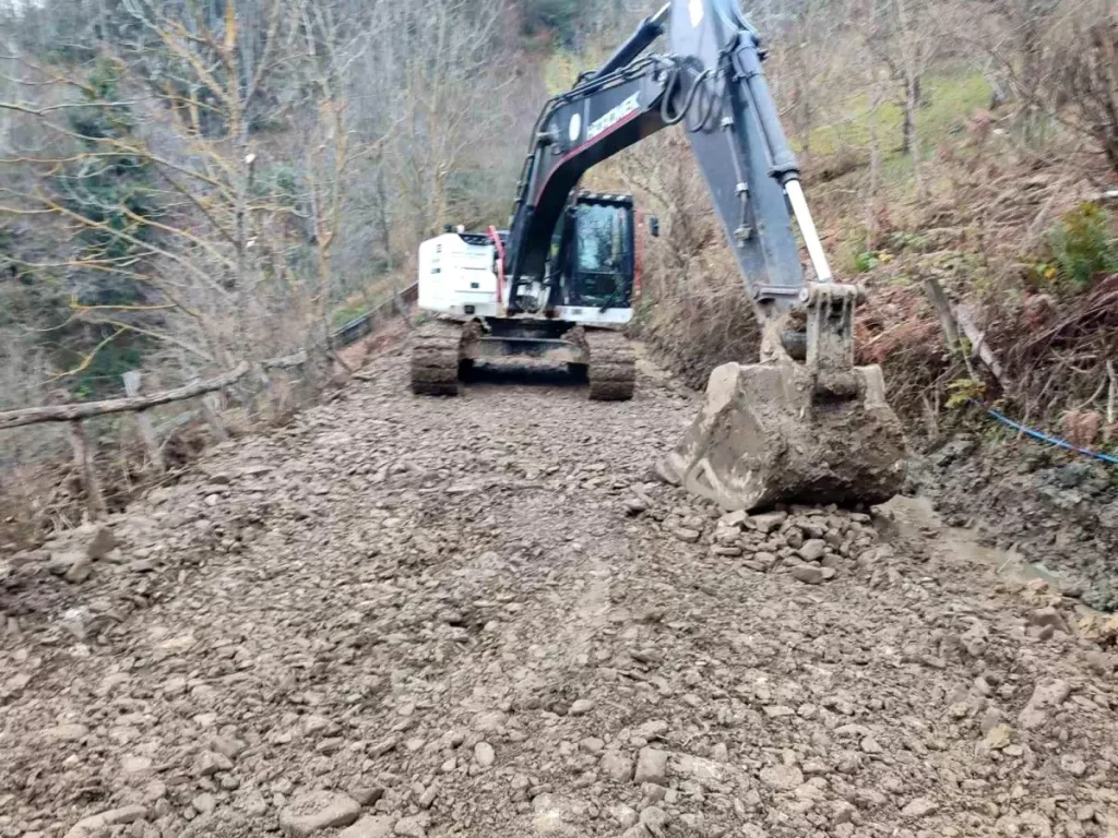 Bartın’da Heyelan Ulaşımı Kesintiye Uğrattı