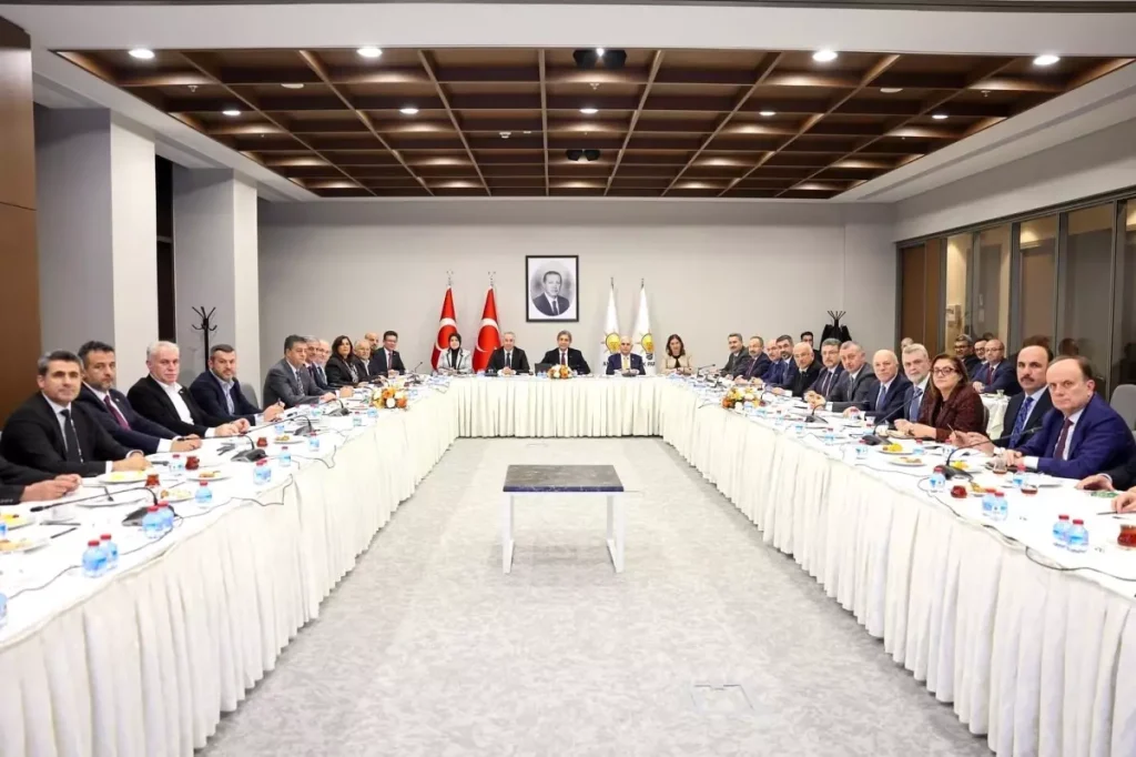 Başkan Büyükkılıç: “İlk günkü aşkla şehrimize hizmet ediyoruz”