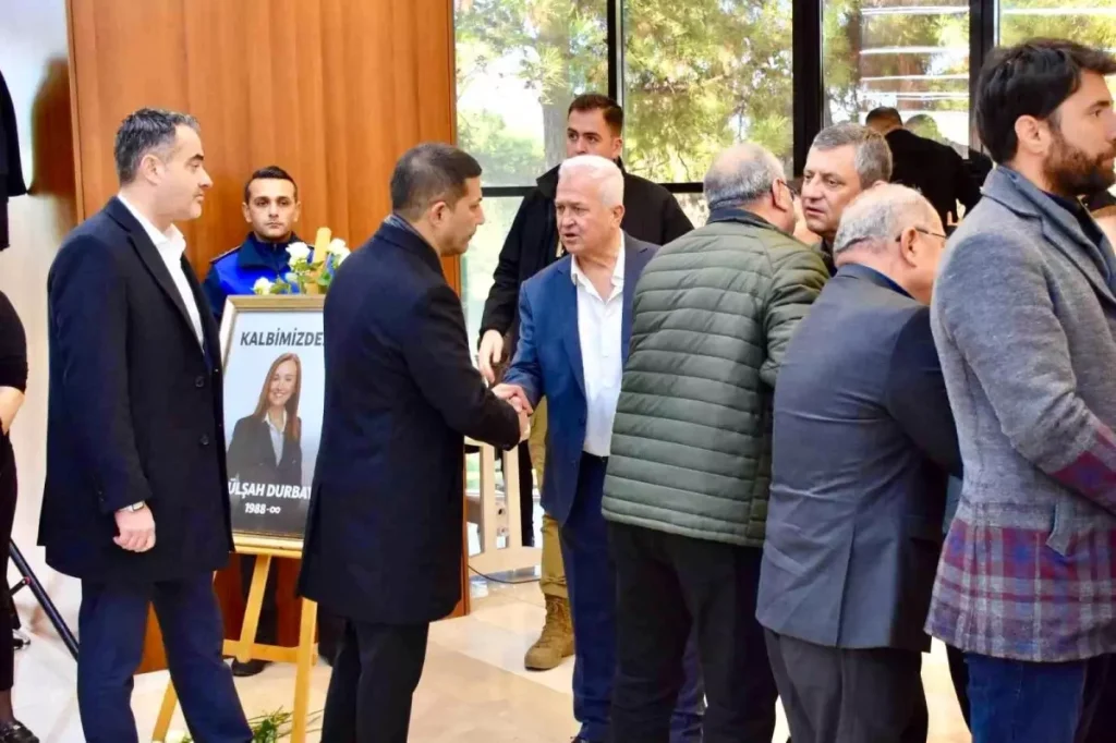 Başkan Günel, Durbay Ailesine Duygusal Taziye Ziyaretiyle Destek Oldu