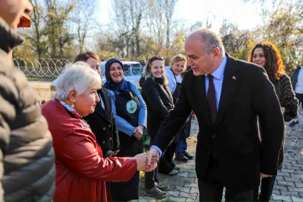 Başkan Özlü, girişimci kadınlarla bir araya geldi