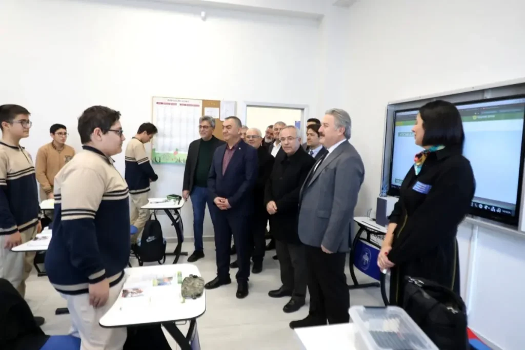 Başkan Palancıoğlu, KAYSO Heyetine Gözde Projelerini Gezdirerek Kayseri’nin Geleceğine Işık Tuttu