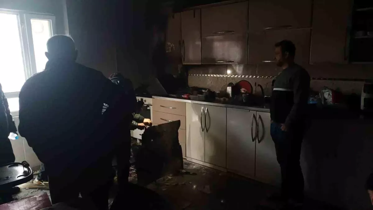 Batman’da Ev Yangını: Kadın Dumandan Etkilendi