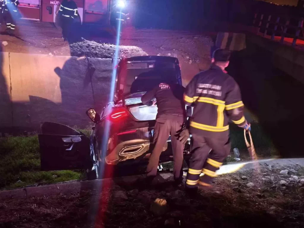 Batman’da otomobil su kanalına uçtu: 1 yaralı