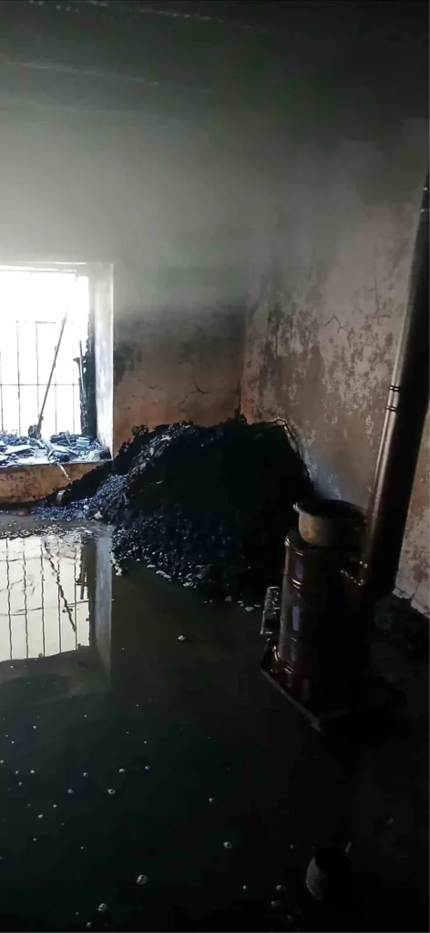 Sason’da Yangın: Eşya ve Ev Kullanılamaz Hale Geldi