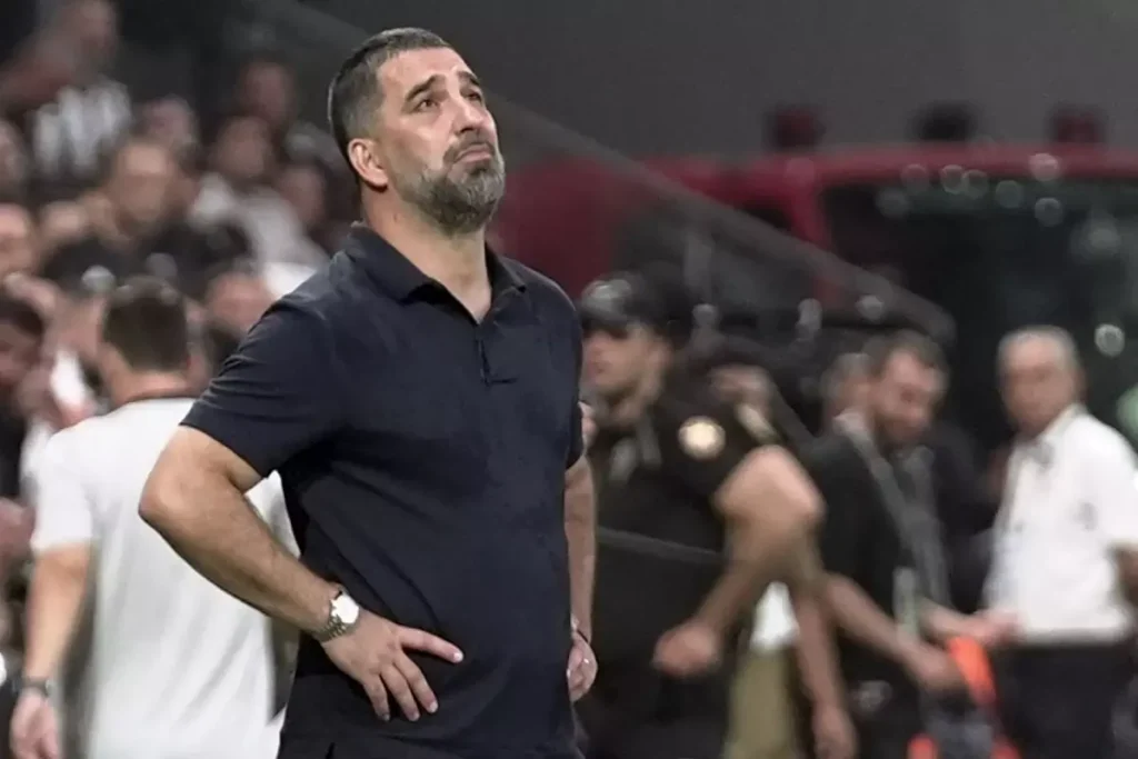 Bavullar Toplandı! Arda Turan’dan Flaş Karar