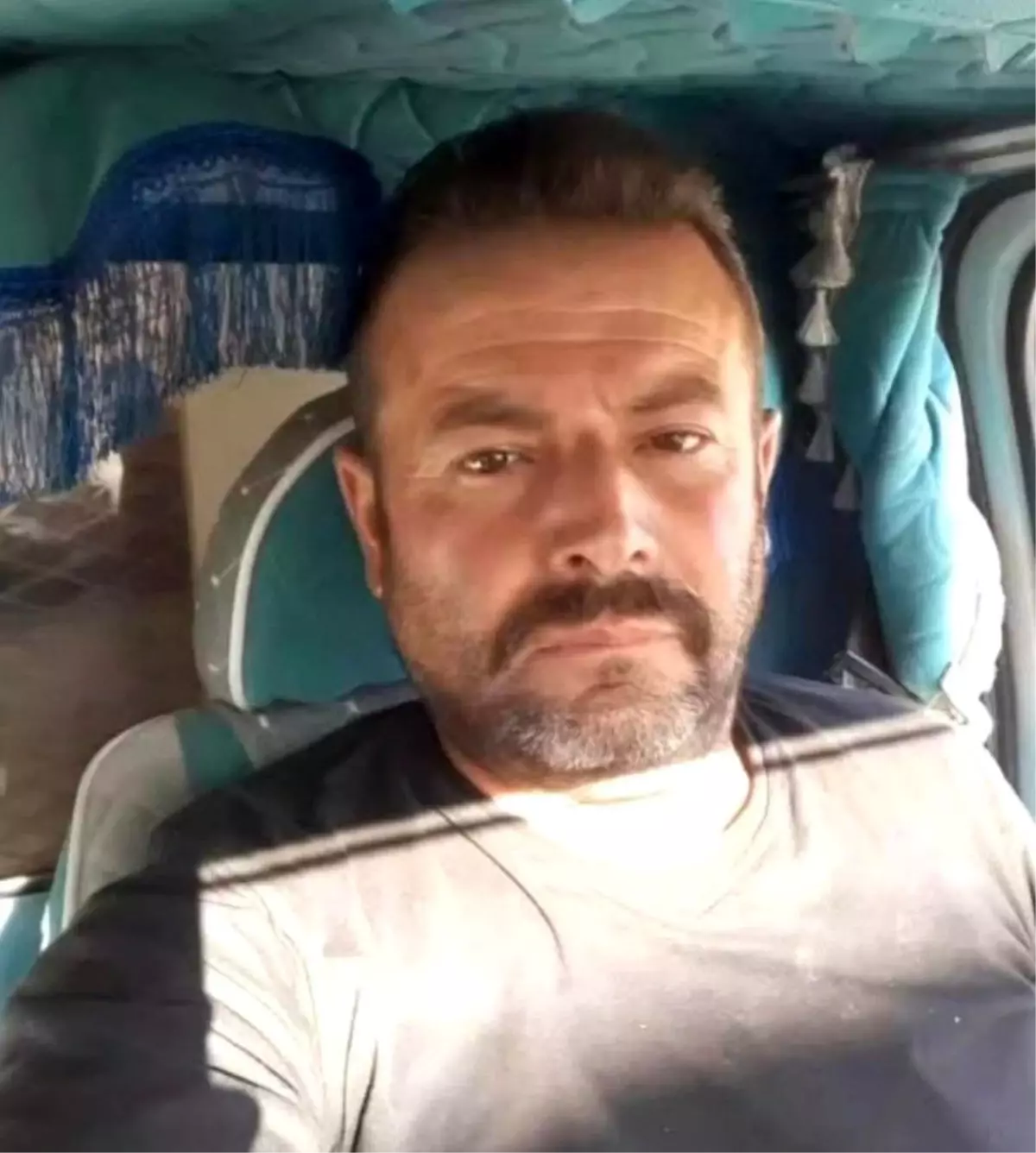 Belediye Önünde Kendini Ateşe Veren Şahıs Hayatını Kaybetti