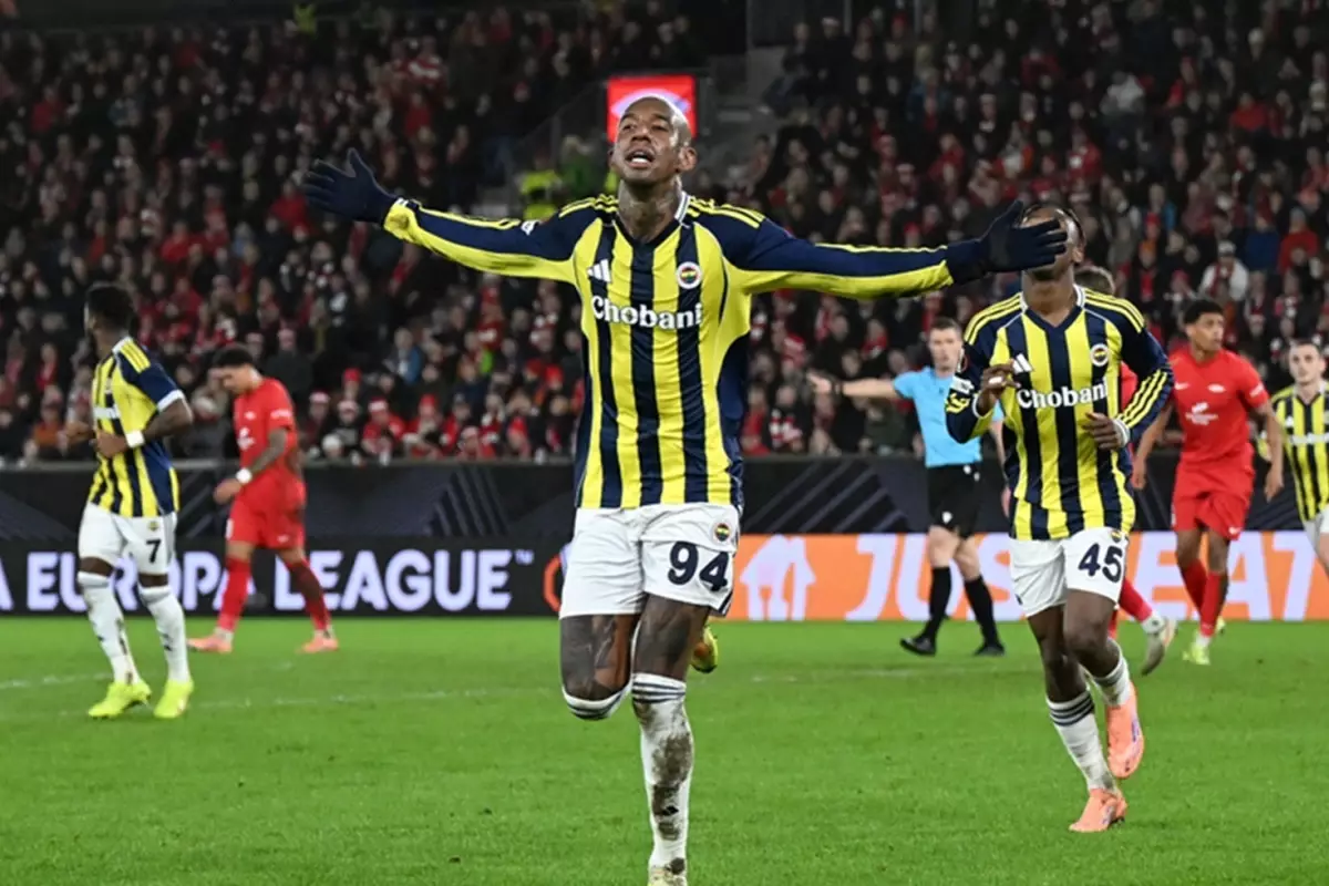 Bergen’de Talisca’nın Parlak Gecesi! Fenerbahçe İlk 8 Yolunda Kritik 4-0 Zafer