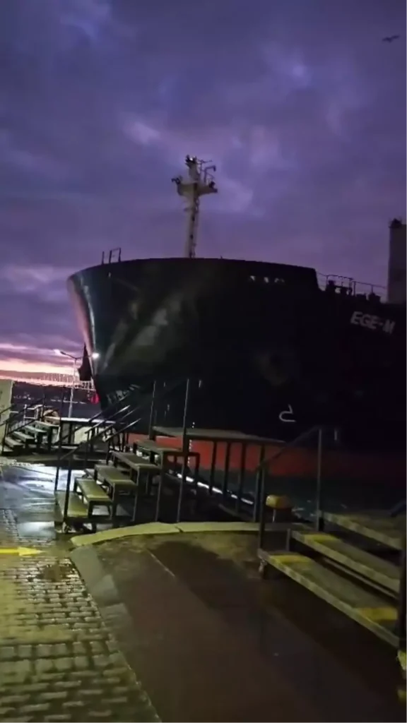 Beşiktaş’ta Geminin Son Anda Duruşu