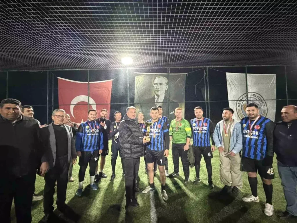 Beyağaç Belediyesi Halı Saha Turnuvasında Şampiyon Ormanspor Oldu