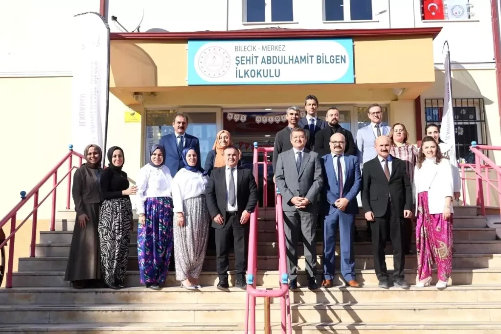 Bilecik’te öğrencilerin hazırladığı stantlar ilgi gördü