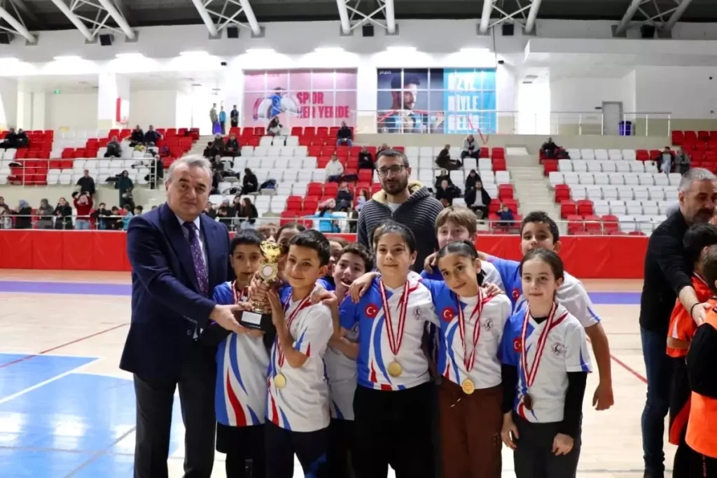 Bozüyük’te Spor ve Oyun Müsabakaları Coşku ve Zaferle Sonlandı!