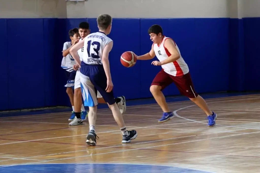 Bilecik’te Yıldız Basketbol Heyecanı