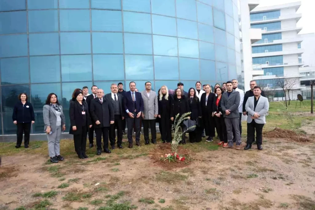 Bir yıl önce kırıma uğrayan ambulans helikopterdeki görev şahitleri anıldı