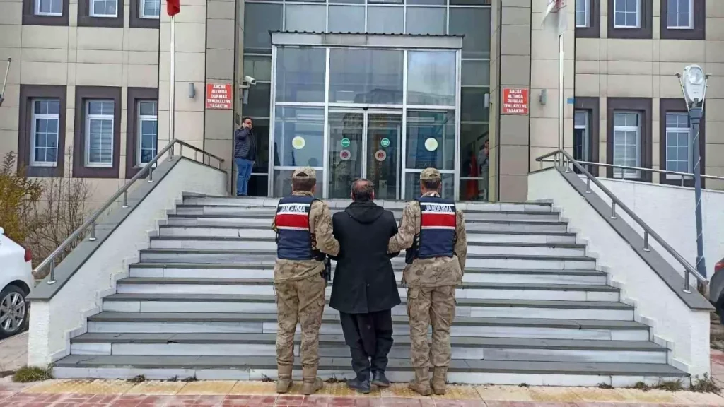 Tatvan’da Düzensiz Göçmen Operasyonu