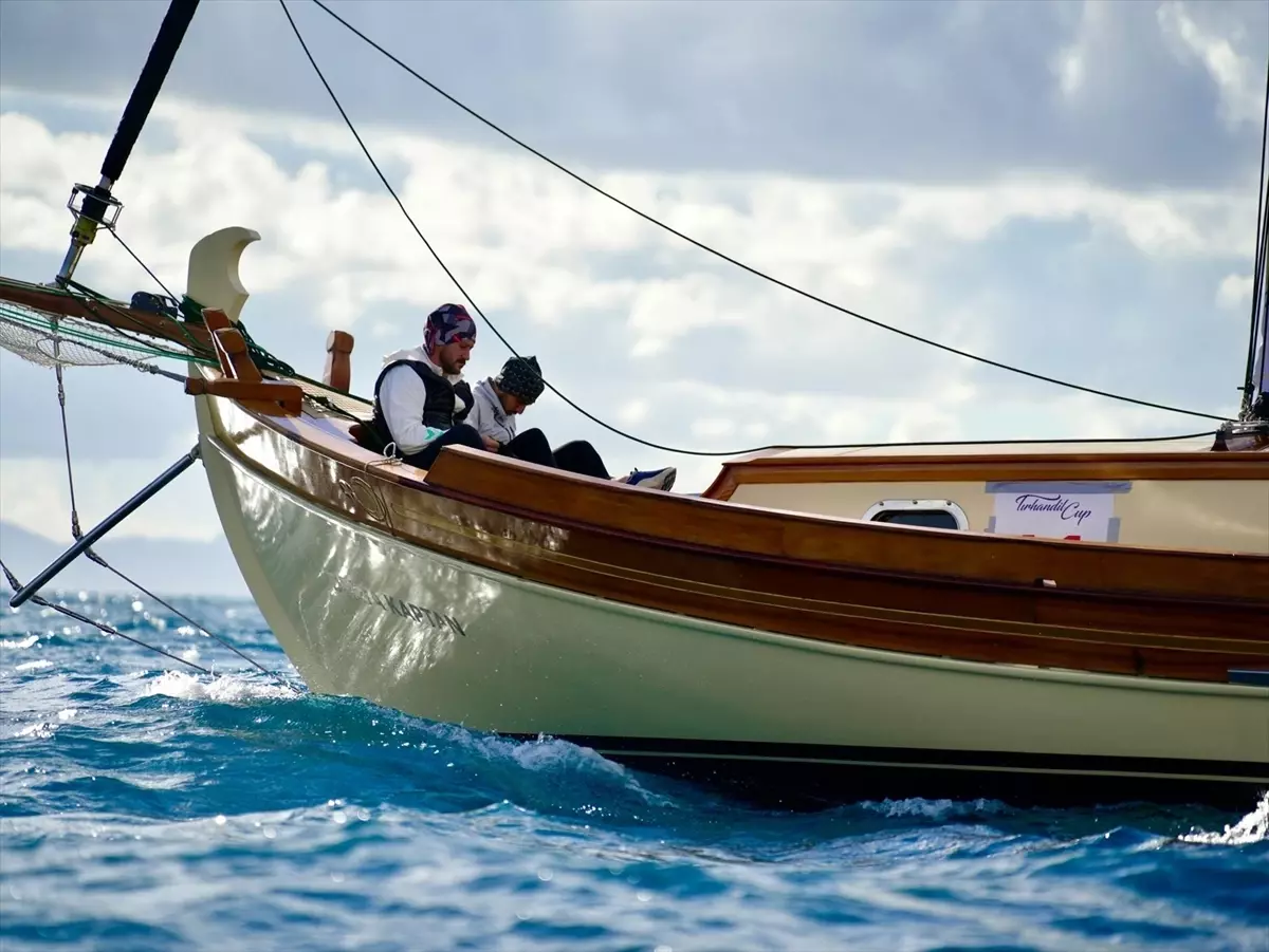 Bodrum’da Tırhandil Kupası 10. Kış Trofesi Yarışları Heyecanla Başladı