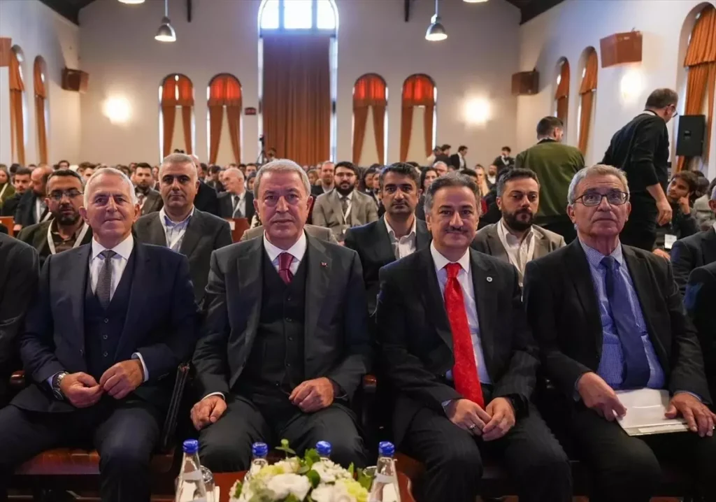 Boğaziçi’nde Doğu Akdeniz Paneli: Güvenlik, Enerji ve Diplomasi Üzerine Derin Tartışmalar