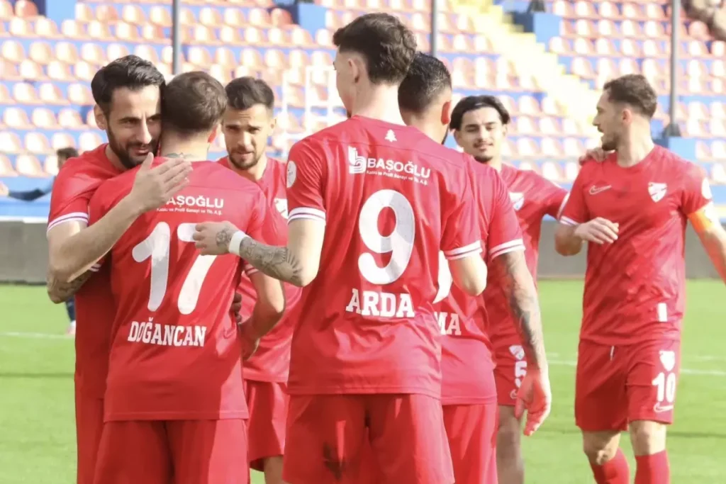 Boluspor Yönetiminden Futbolcuların ‘Hareketsiz’ Protestosuna Sert Tepki