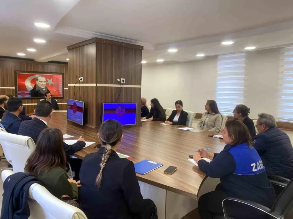 Mersin Bozyazı’da Kadına Yönelik Şiddet ve Bağımlılıkla Mücadele Toplantısı Gerçekleştirildi