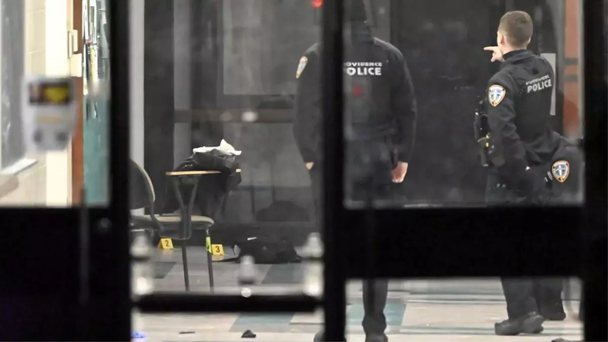 Brown Üniversitesi’nde Korkunç Silahlı Saldırı: 2 Öğrenci Öldü, 9 Yaralı
