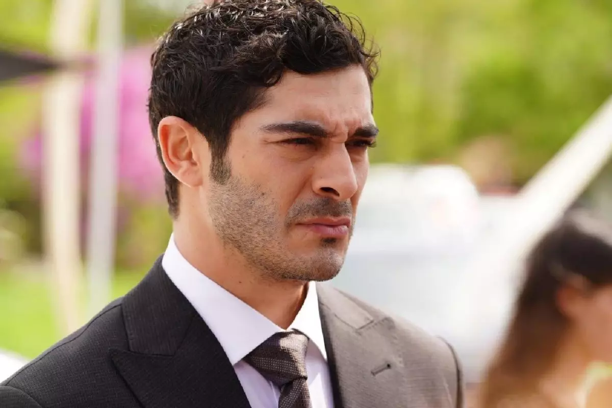 Burak Deniz Kazancını Nerede Değerlendiriyor? Açıklaması Dikkat Çekti