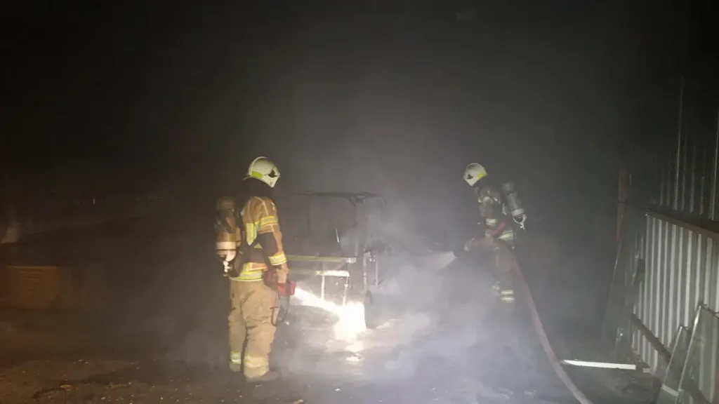 Bursa’da Marangoz Atölyesinde Çıkan Yangın Kontrol Altına Alındı