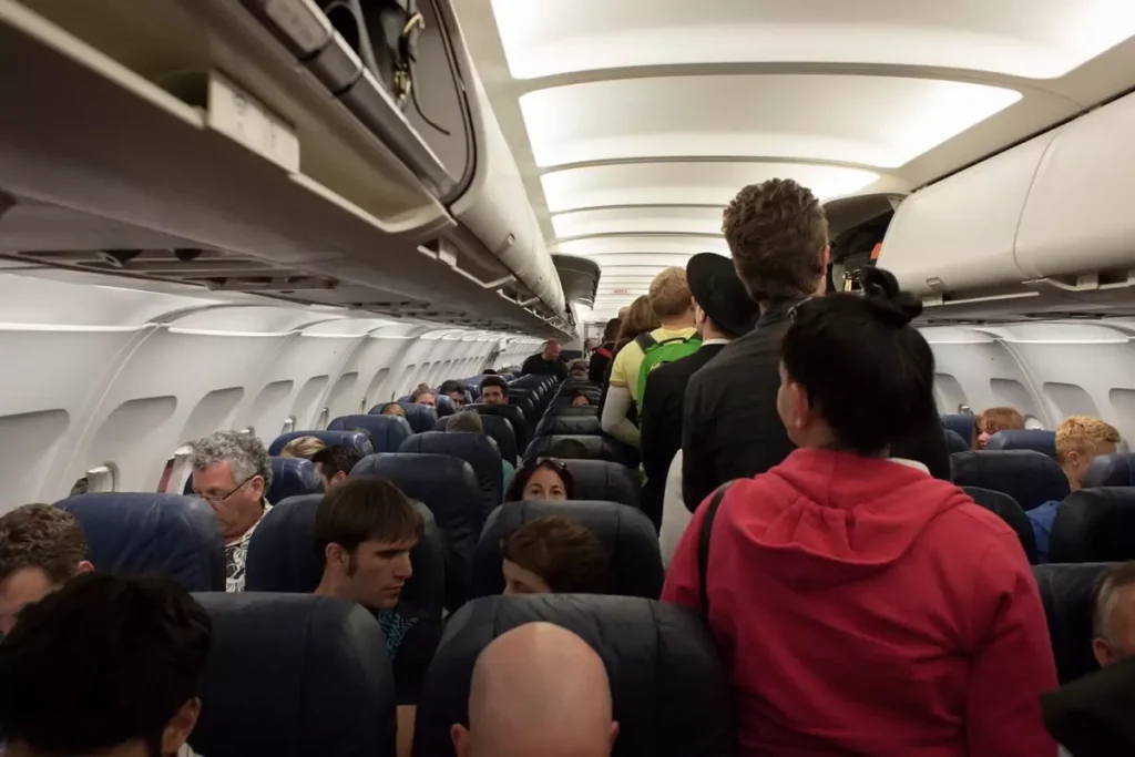 Business Class’ta Hırsızlık Yapan Yolcuya 20 Ay Hapis Ceza