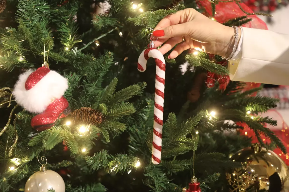 Yılbaşı Süslemeleri İçin Hazırlıklar Başladı