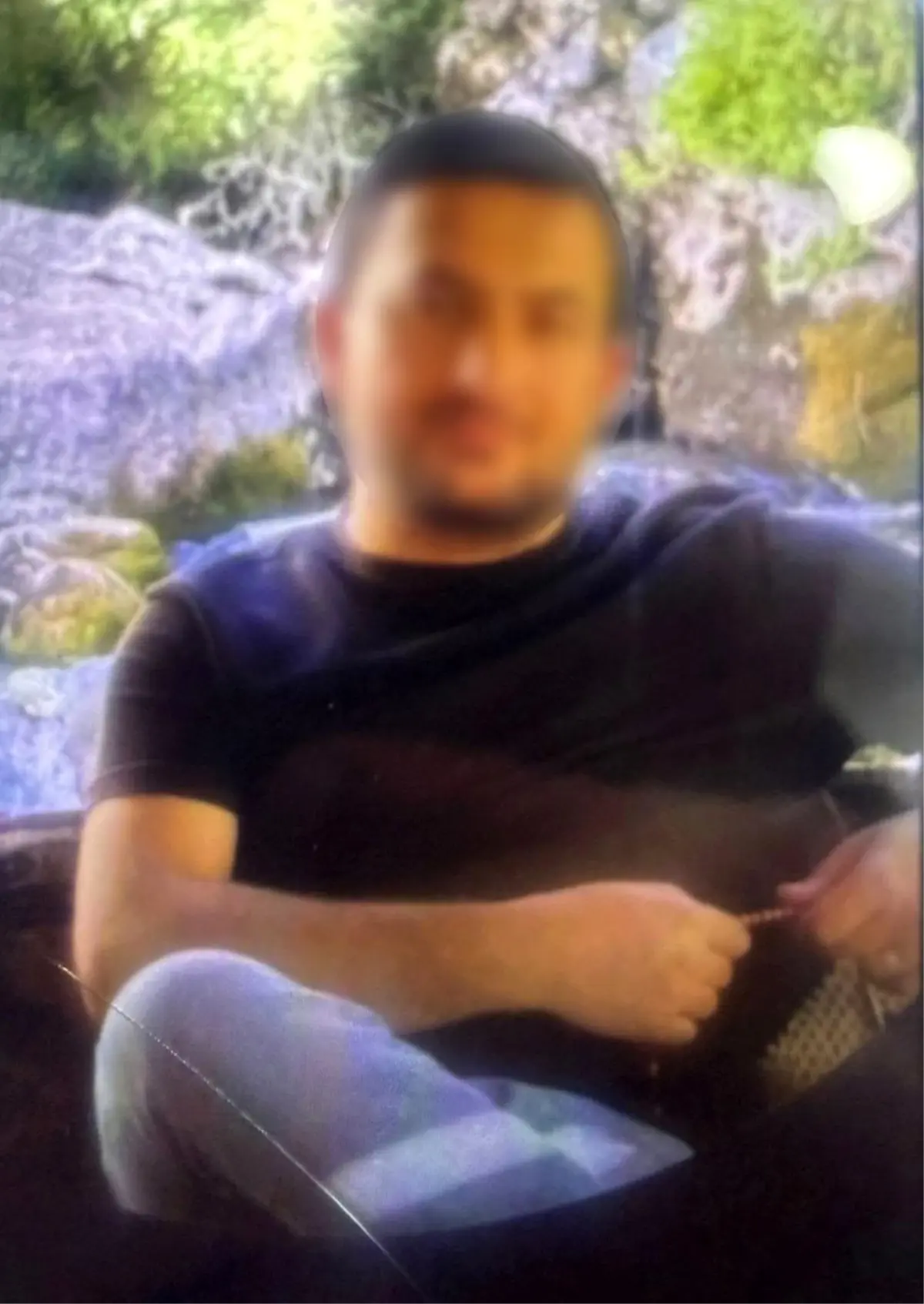 Adliye Zimmet Memuru Erdal T. Altın ve Gümüşleriyle Kaçtı