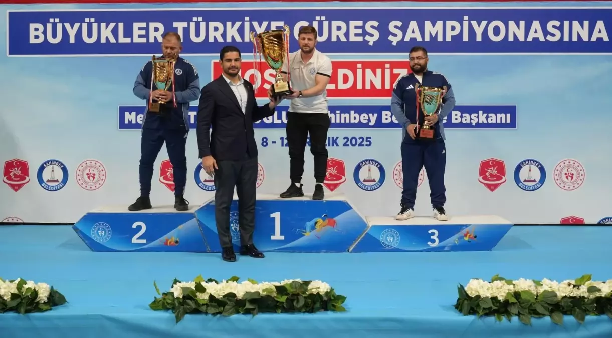 Büyükler Güreş Şampiyonası Finali Tamamlandı