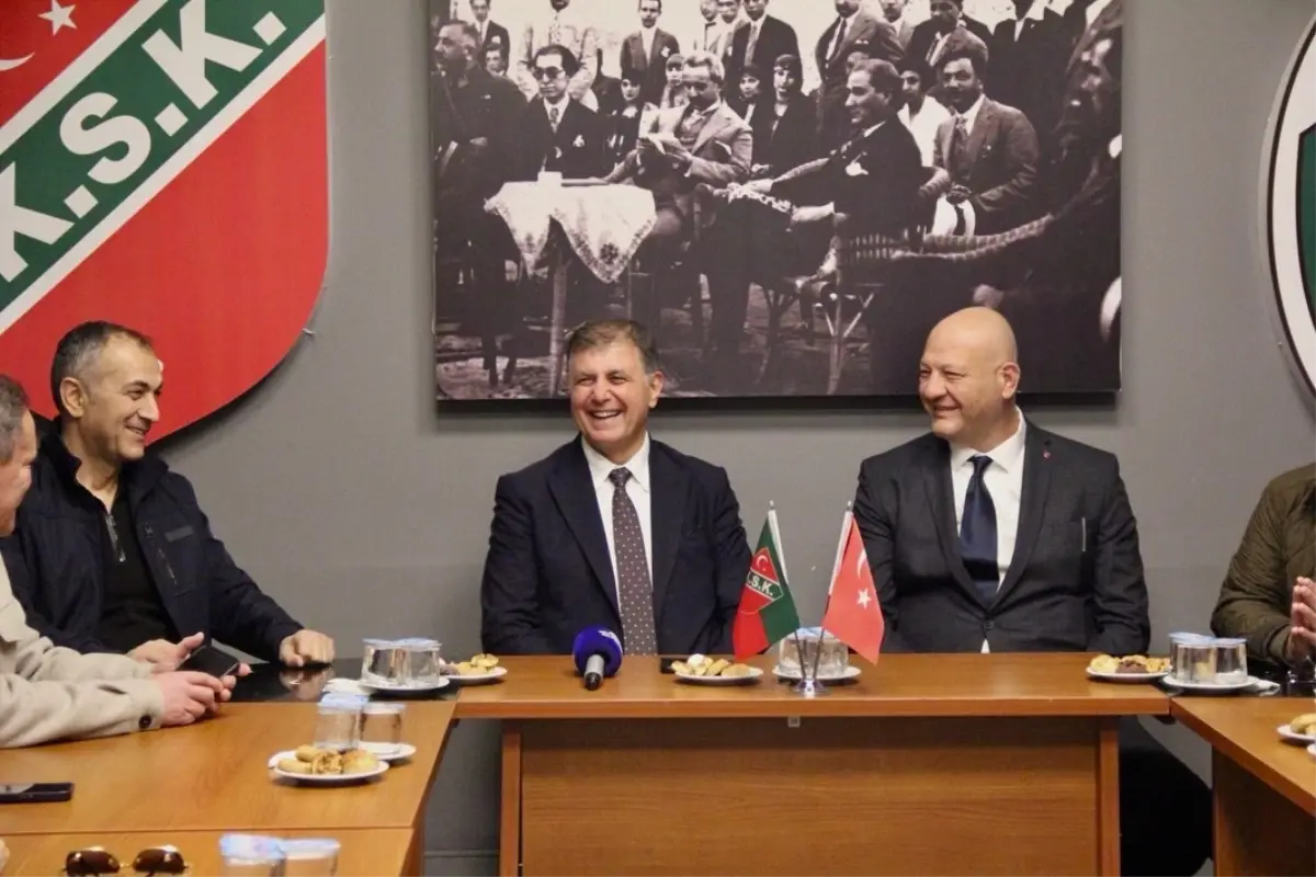 Tugay, İzmir Sporuna Destek Verdi: Göztepe ve Karşıyaka’ya Yeni Projeler