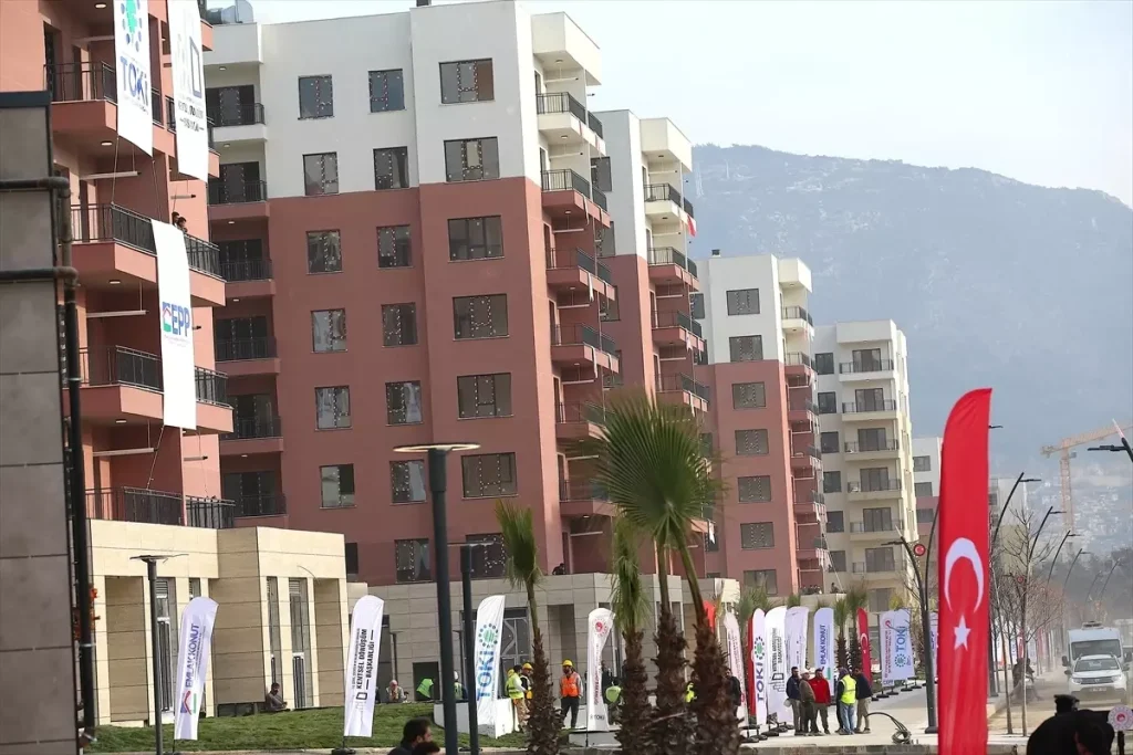 Çevre, Şehircilik ve İklim Değişikliği Bakanı Kurum’dan Yüzyılın Konut Projesi Açıklaması