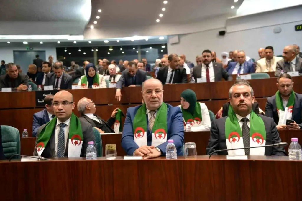 Cezayir Fransa’dan Özür ve Tazminat Talep Etti