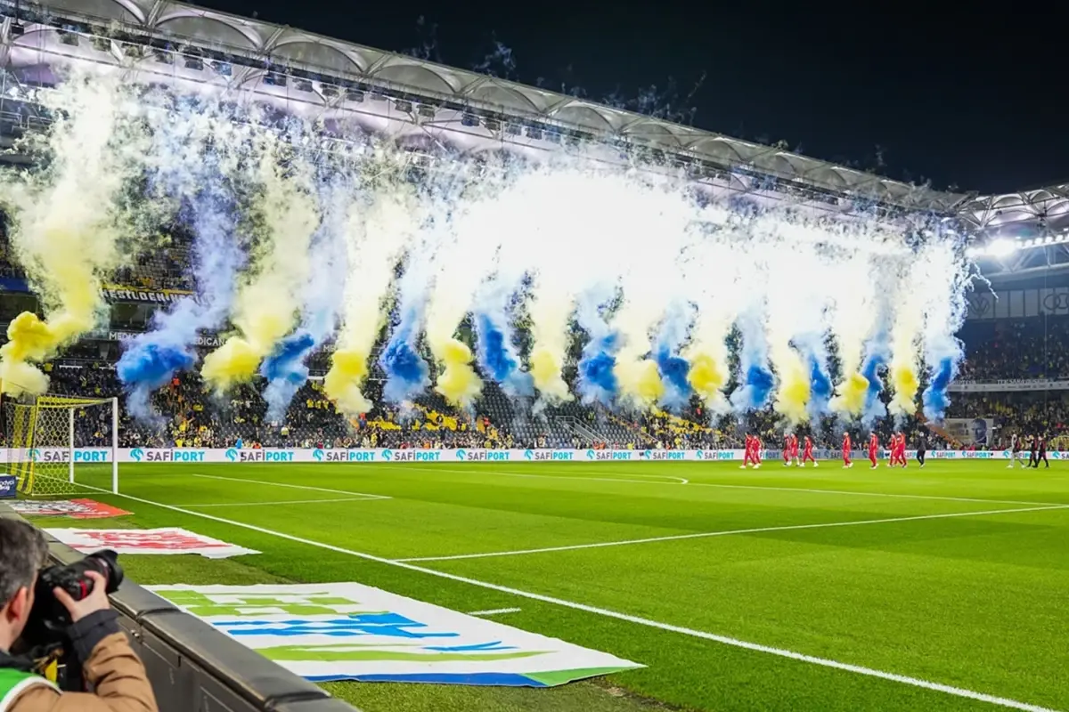 Chobani Stadyumu, pazar günü bir derbiye daha ev sahipliği yapacak