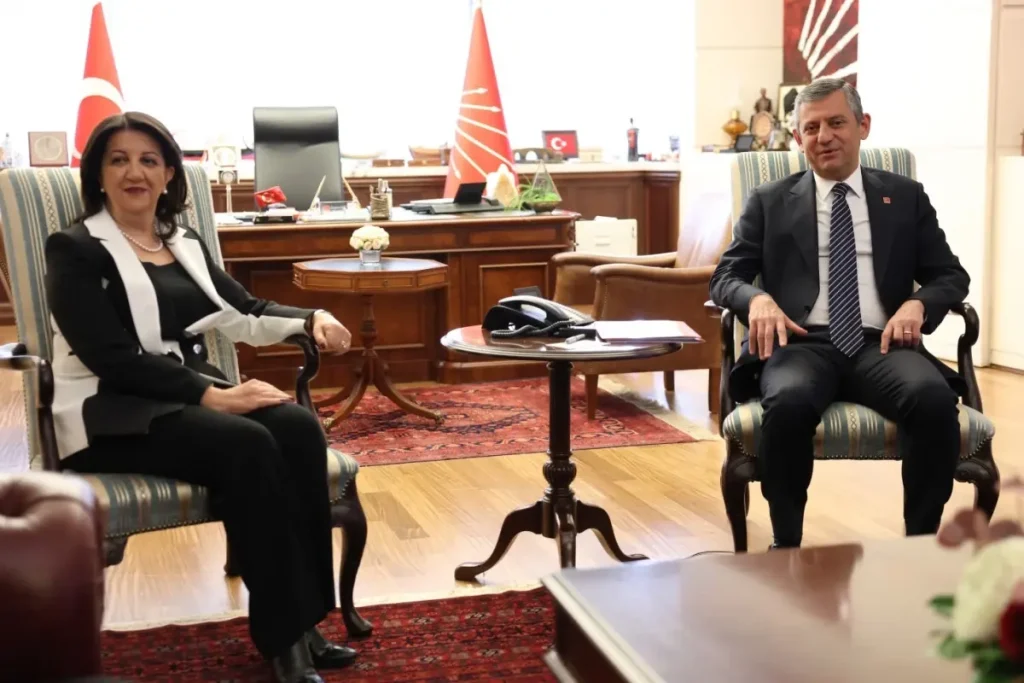 CHP-DEM Parti Görüşmesi Sonrası Özgür Özel’den Leyla Zana Açıklaması ve Ortak Barış Mesajı