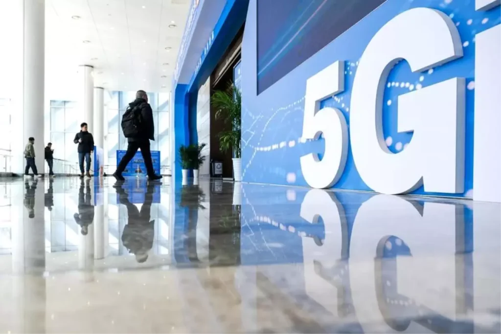 Çin Telekomünikasyon Sektöründe Rekor Büyüme ve 5G Kullanıcı Sayısında Patlama