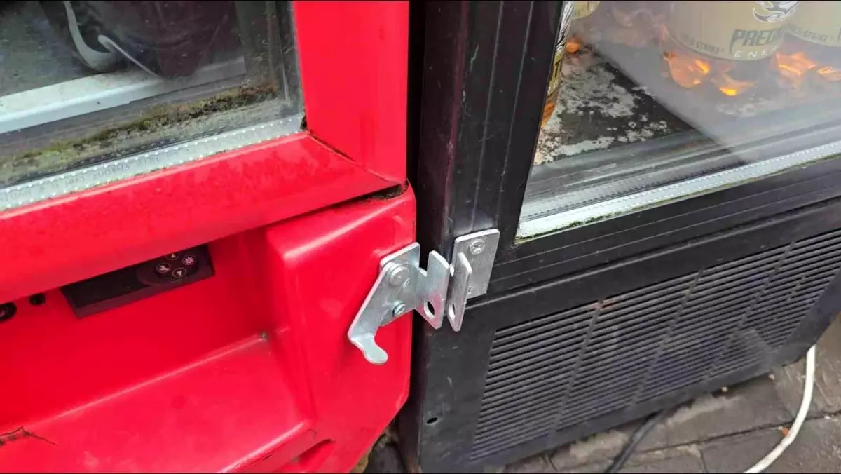 Ereğli’de Çocukların Enerji İçeceği Çalma Girişimi Gözler Önünde