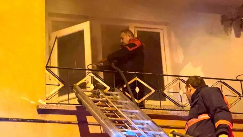 Sungurlu’da Yangın: 10 Kişi Hastaneye Kaldırıldı