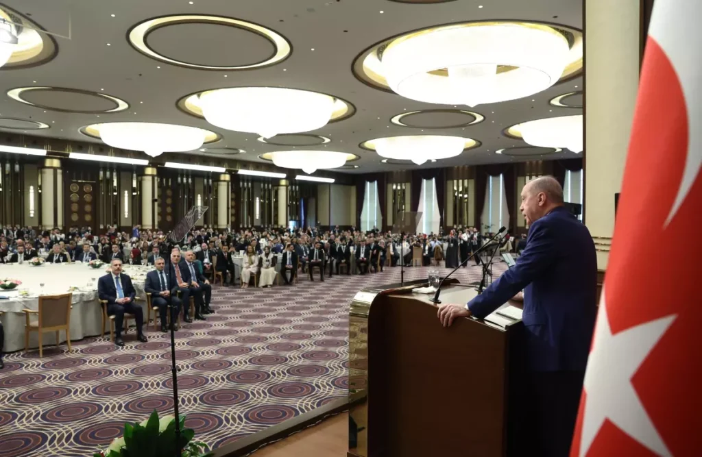 Cumhurbaşkanı Erdoğan: “Batılılar Karşısında Ezikler, Kendi Halkına Gelince Kabalar”